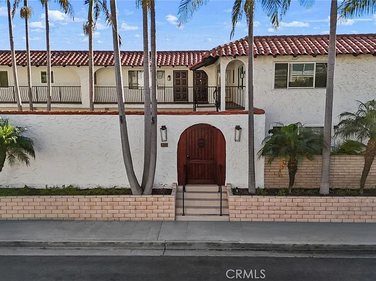2175 S Coast Hwy — Photo 15