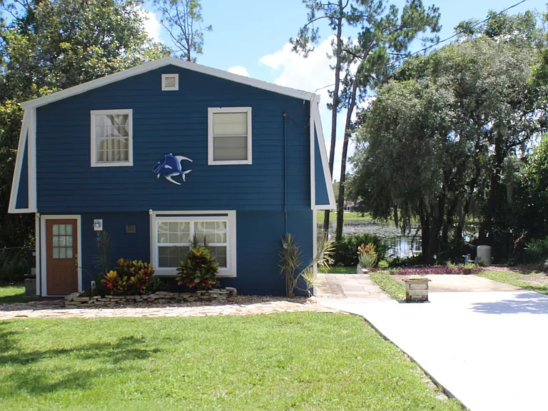 261 Ponce Ln — Photo 32