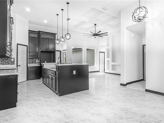3rd image of 1008 Orchard Dr