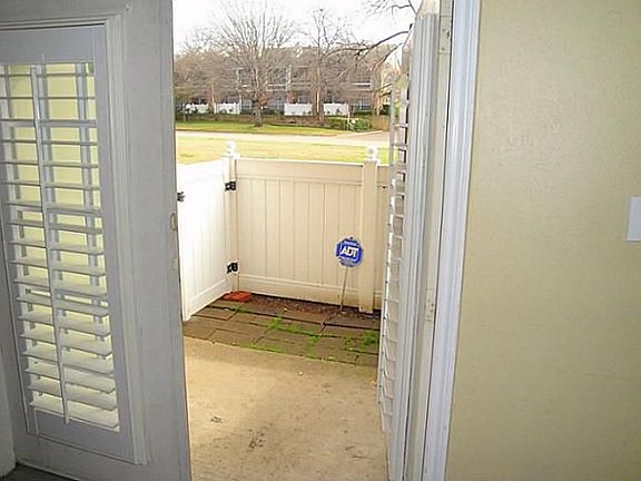 4th image of 8555 Fair Oaks Crossing Dr #409