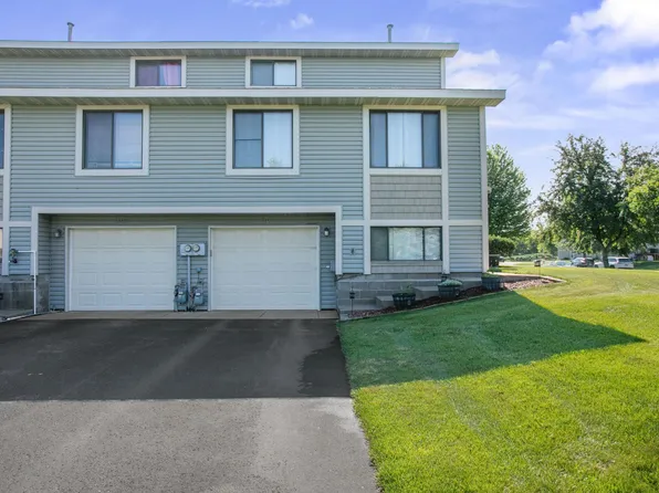 1501 127th Ln NE, Blaine, MN 55449