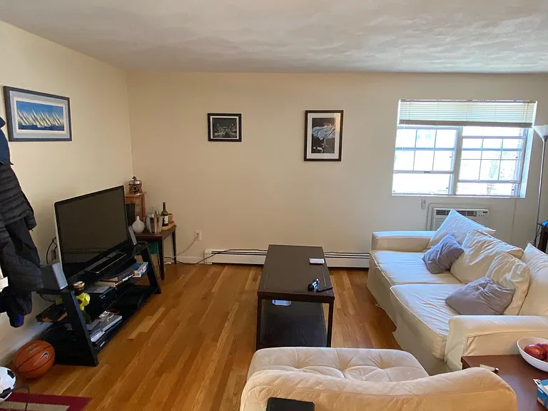 44 Cherry St #5A — Photo 3