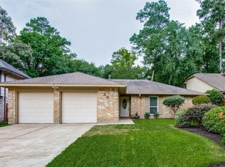 23 N Drifting Leaf Ct, Spring, TX 77380
