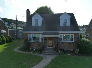 532 Frederick St, Fountain Hill, PA 18015