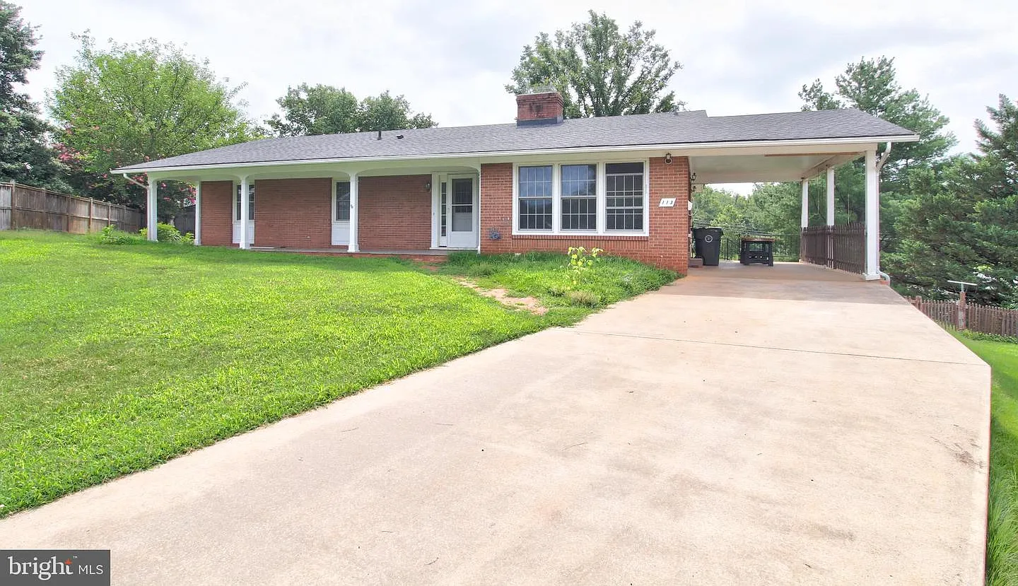 3 bed, 1920 sqft, $2,000 — Photo 3