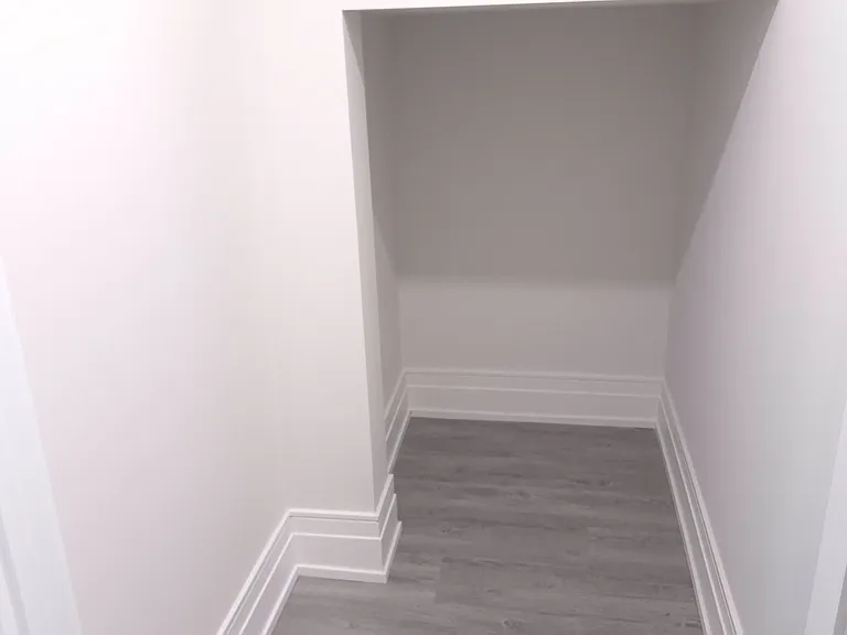 4 Porter Cres #BASEMENT — Photo 6