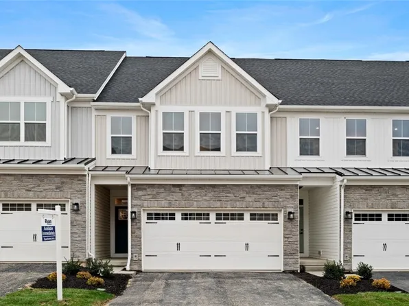 104 Leah Dr, Zelienople, PA 16063