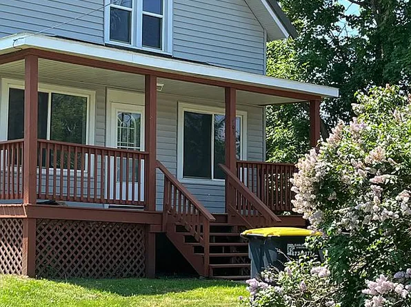 909 Sutherland Ave, Ironwood, MI 49938