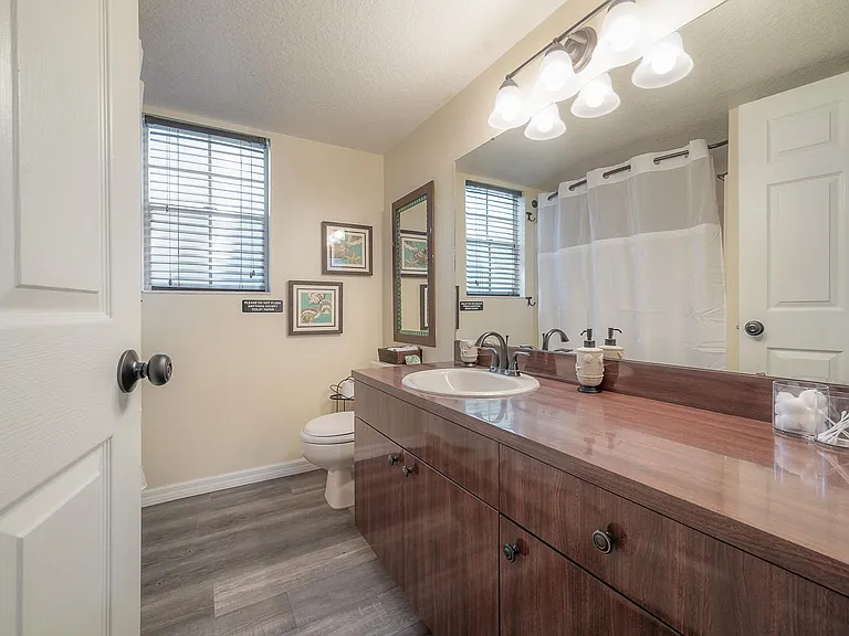 4210 W Roland St — Photo 35