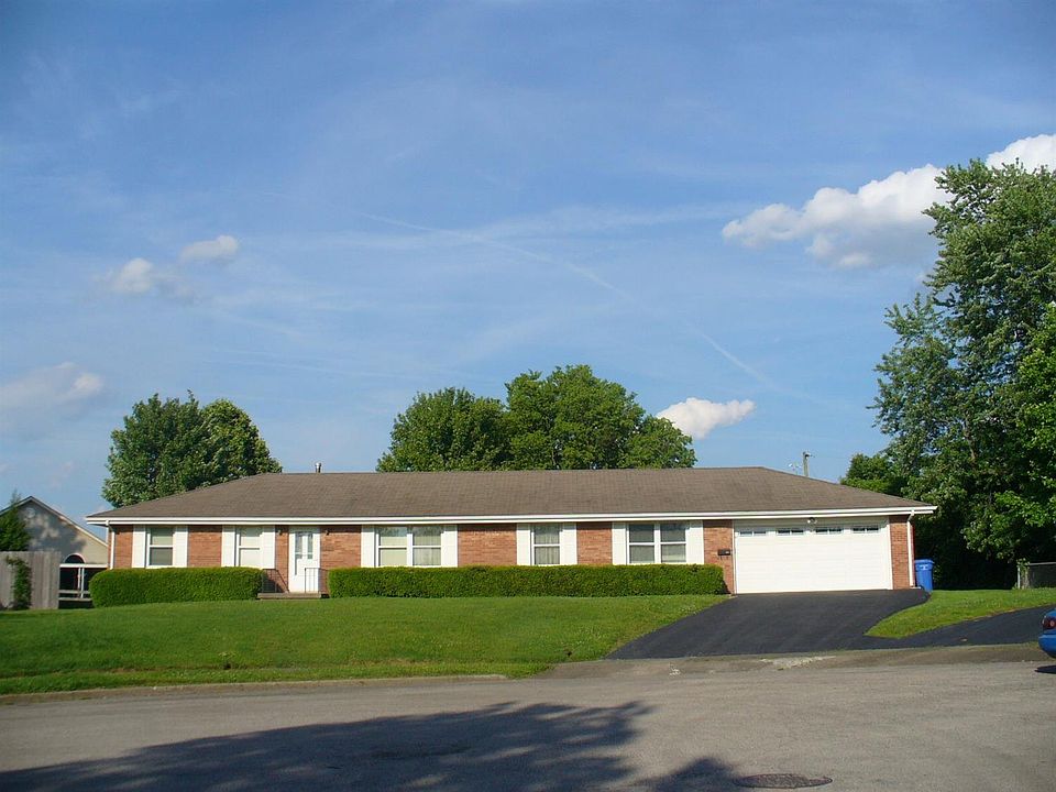 1st image of 424 McKenna Ct