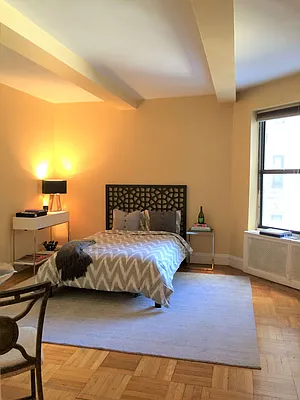 Rented by Owner | media 156