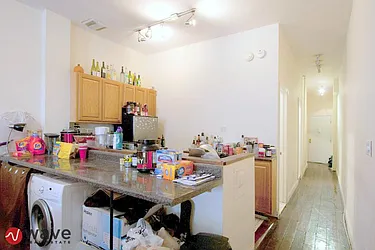 Rented by Wave Real Estate Group