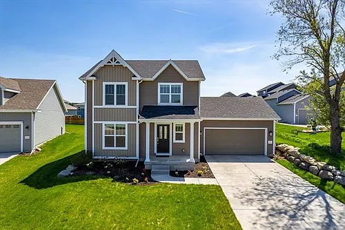 411 Steeple Point Way Photo 1