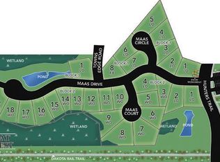 9165 Maas Dr, Waconia, MN 55387