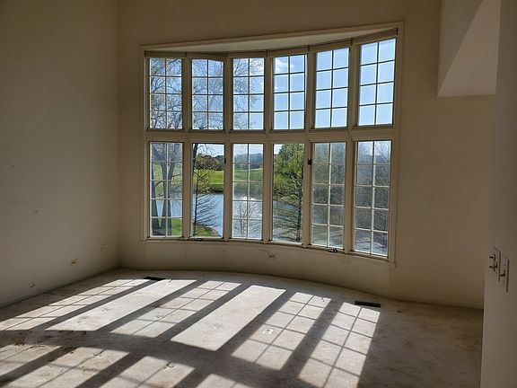 5th image of 14342 Crystal Tree Dr