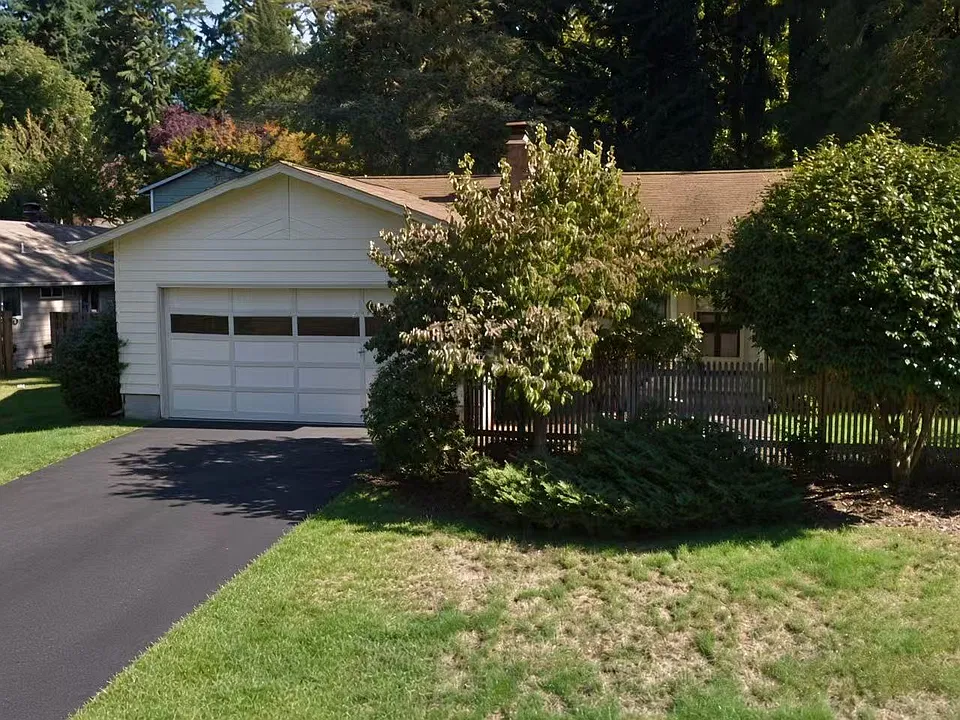 13314 85th Ave NE
