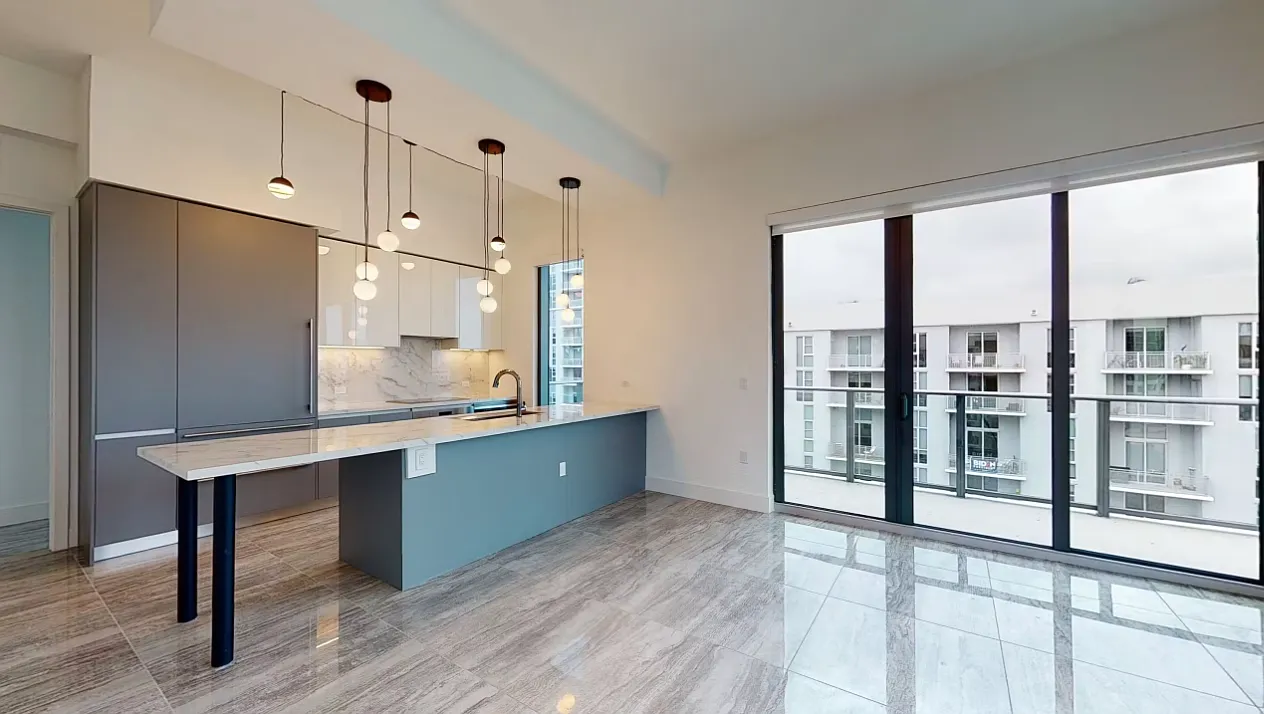 3 bed, 1580 sqft, $6,066 — Photo 3