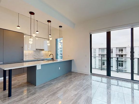 3rd image of 255 NE 30th St #333