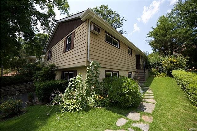 1st image of 111 Alta Vista Dr