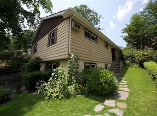 111 Alta Vista Dr, Yonkers, NY 10710