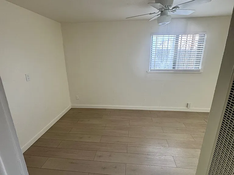 1812 Mann St #3 — Photo 12