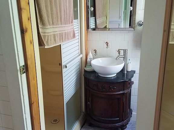 4th image of 5459 W Windsor Ave