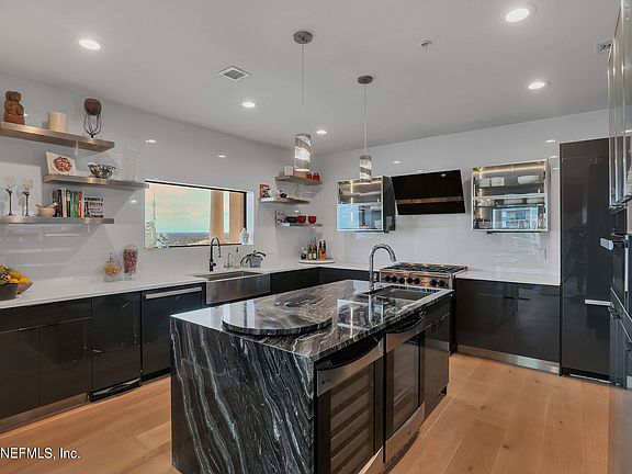 3rd image of 1478 Riverplace Blvd APT 2104