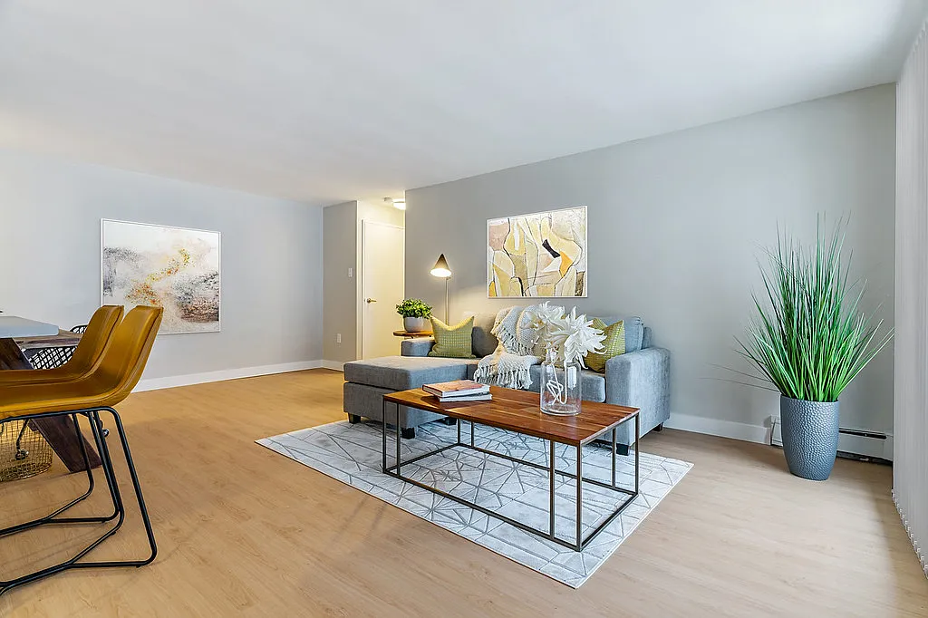 Castlegrove Apartments — Photo 4