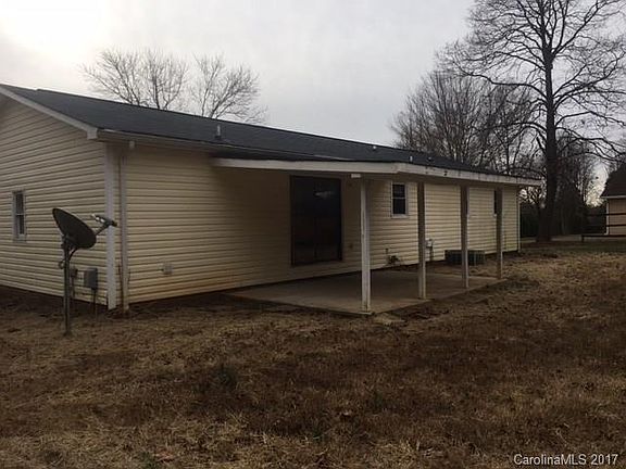 2nd image of 706 Wellwood Ave