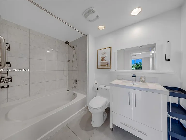 2775 NE 187th St #318 — Photo 16