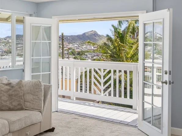 1720 E Palolo Ave, Honolulu, HI 96816