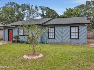 1044 Willow Cove Ct E, Jacksonville, FL 32233