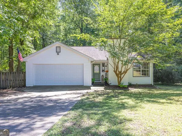 129 Ashwood Dr, Winder, GA 30680