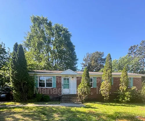 1570 Marett Boulevard Ext Photo 1