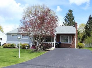 813 Dickinson Dr, Vestal, NY 13850