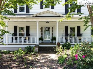 907 Trogdon St, North Wilkesboro, NC 28659