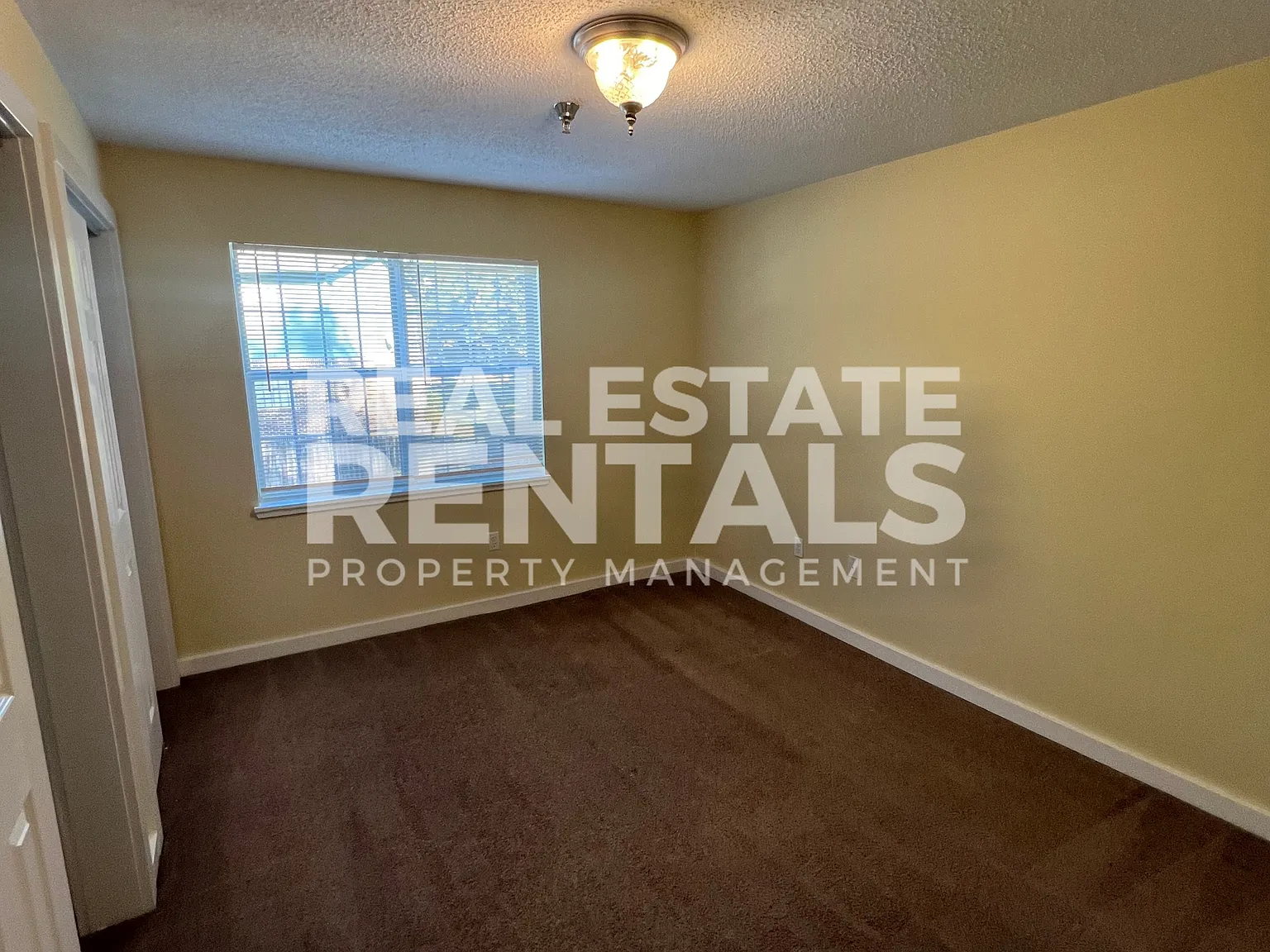 College Heights - #371 — Photo 4