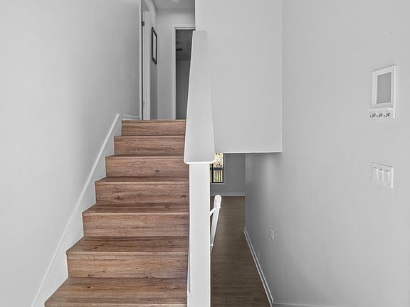 3rd image of 5494 STANFORD Road