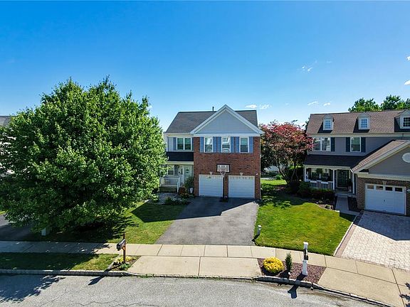 4th image of 1307 Brian Cir