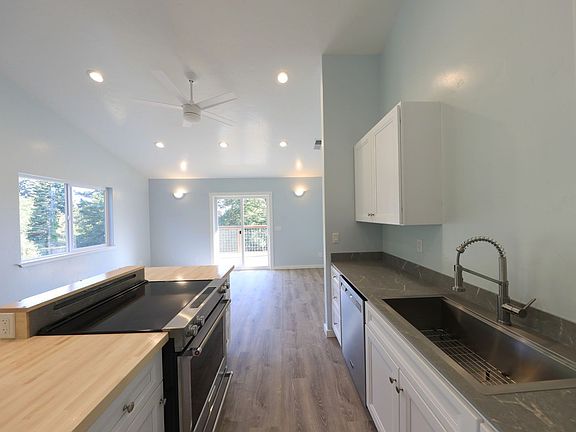 3rd image of 287 & 247 Westhaven Dr S #287