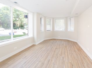 5200 N Leavitt St #G, Chicago, IL 60625