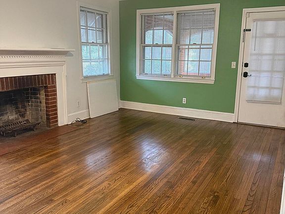 3rd image of 52 Wilson St