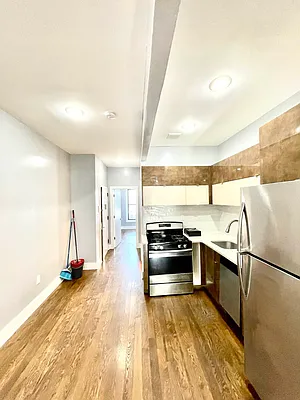 Rented by Pear NYC LLC | media 21