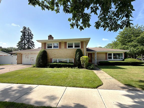 2nd image of 801 S See Gwun Ave