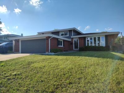 9010 Primrose Ln, Hickory Hills, IL, 60457