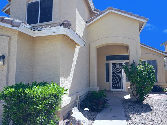 4th image of 842 N Naples Dr
