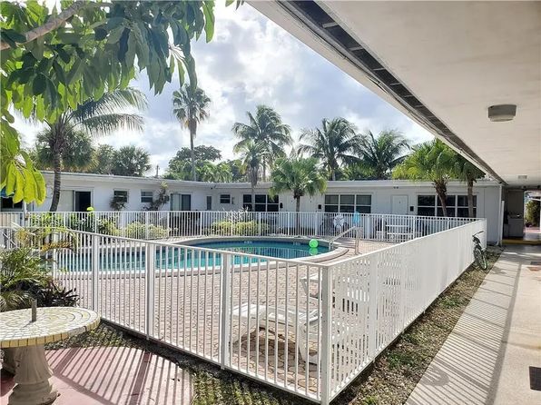 1855 Liberty St #20