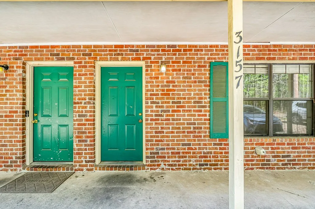 Building Photo - 3157 Sierra Ct