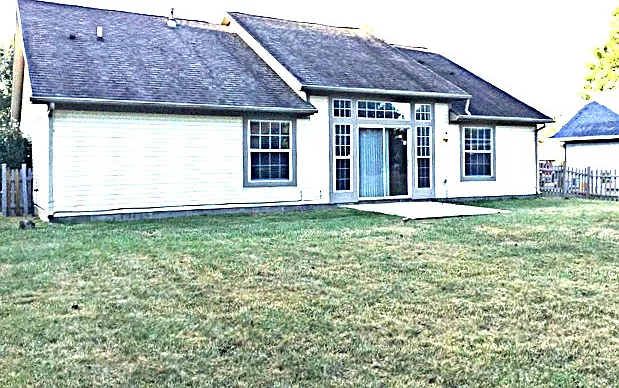 2327 Clarion Ct — Photo 10