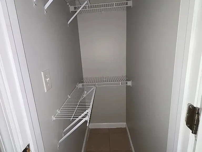 84 Market St #3 — Photo 3